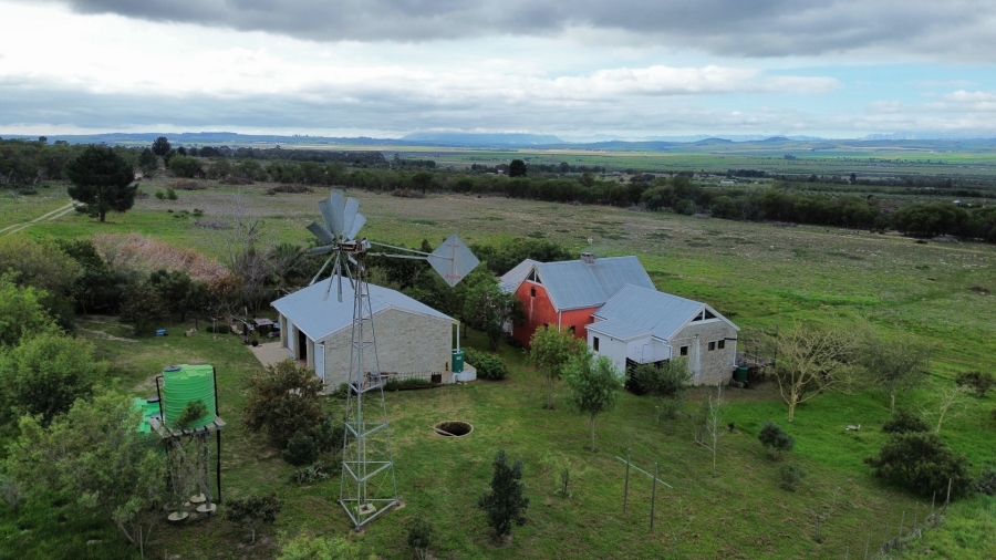 2 Bedroom Property for Sale in Cape Farms Western Cape